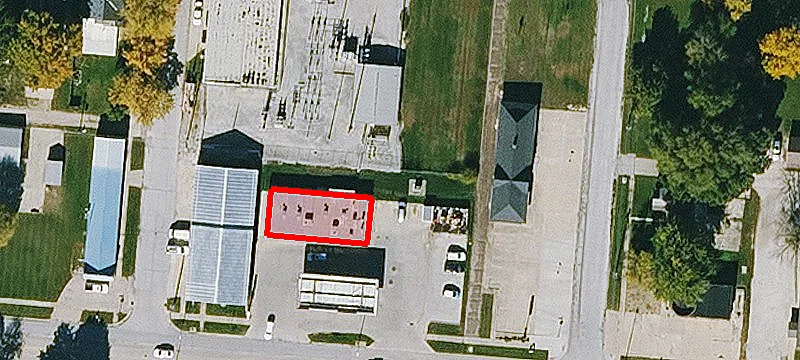 1304 Main St