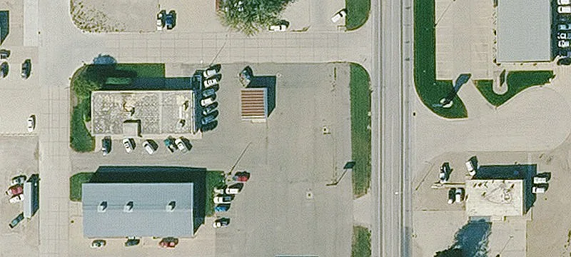 1011 Main Ave
