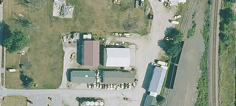 2 12th School St