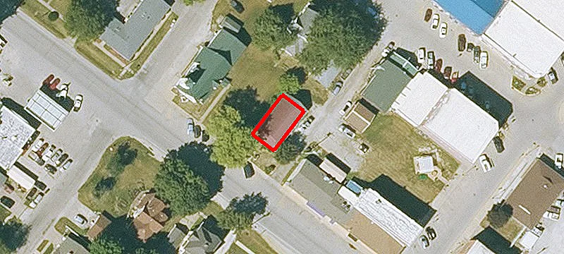 206 Main St