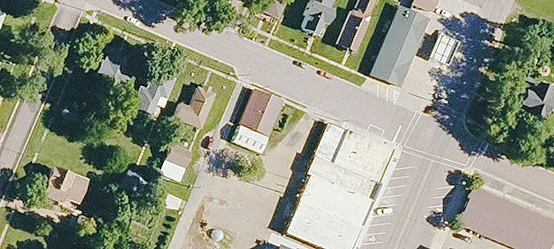 19 Ave B W B