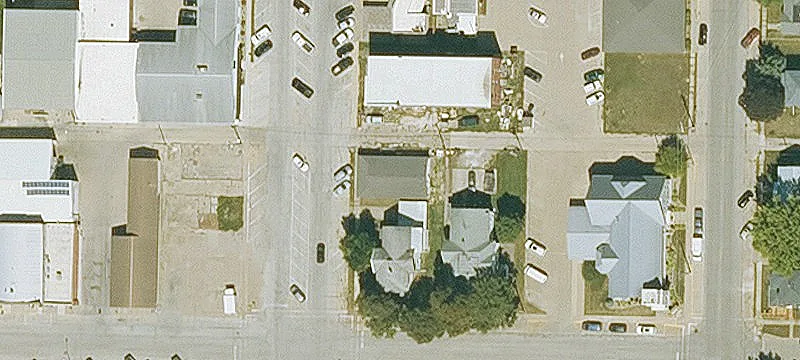 210 Iowa Ave