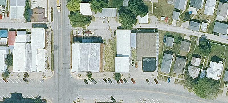 610 2nd St