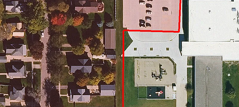 Holstein, IA 51025