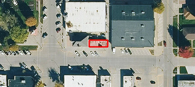 111 2nd NE St