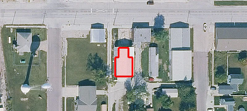 102 Maple St