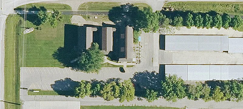 1900 Hwy 71st N