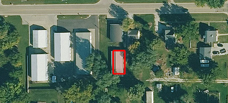 418 Main St