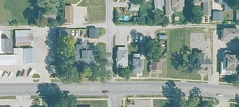 500 1st E Ave