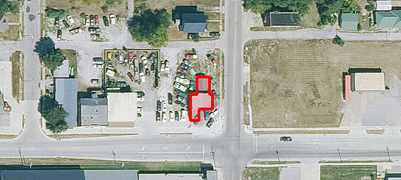 1425 Main St