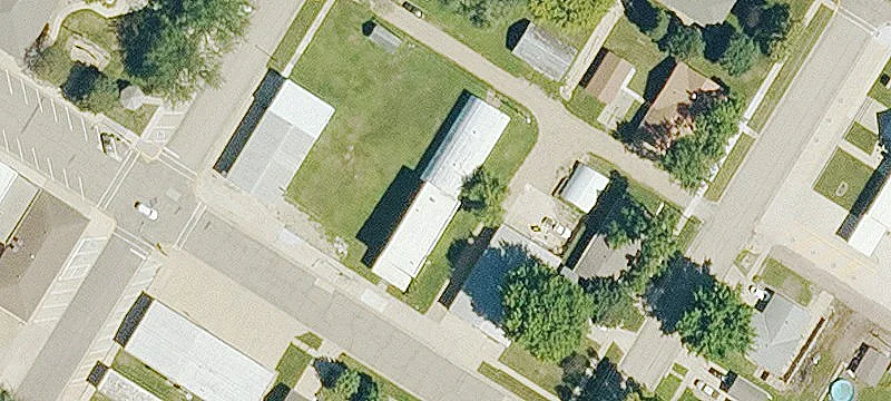 305 Main St