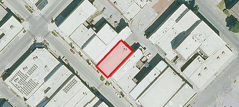 215 Main St