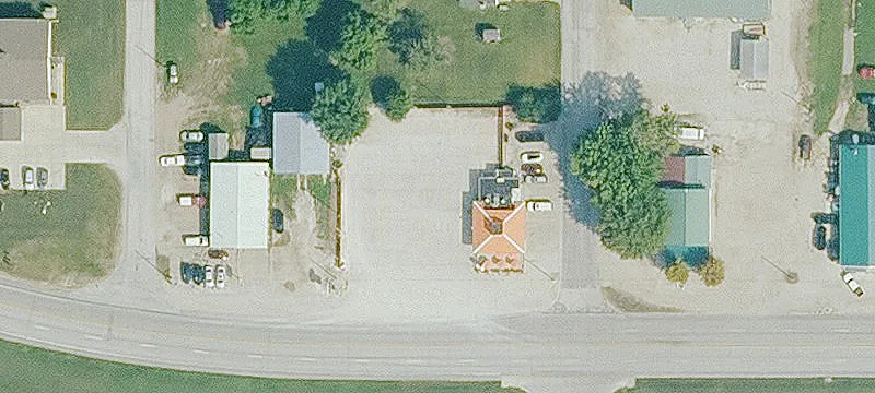 3401 Main St