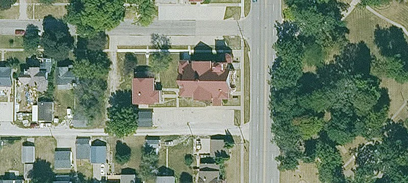 400 Main St