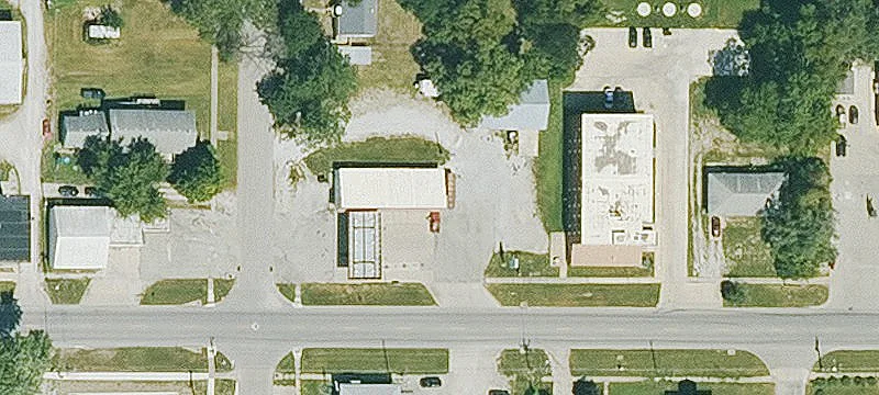 302 Main St