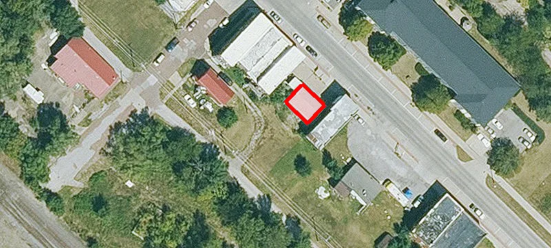 614 Main St