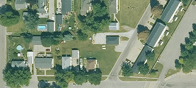 102 Railroad St