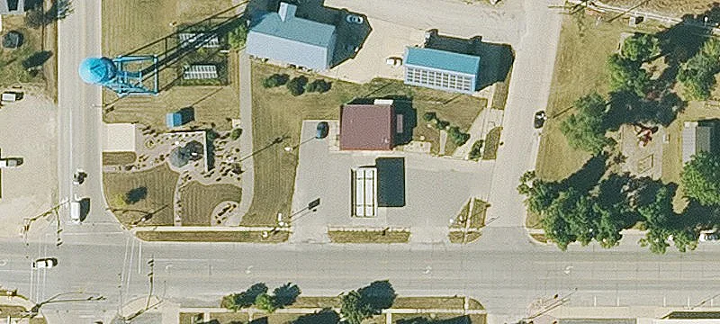 202 2nd SW Ave