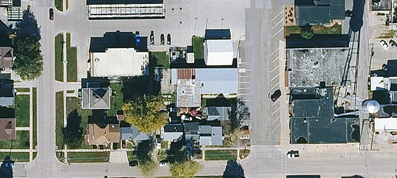114 1st SW St