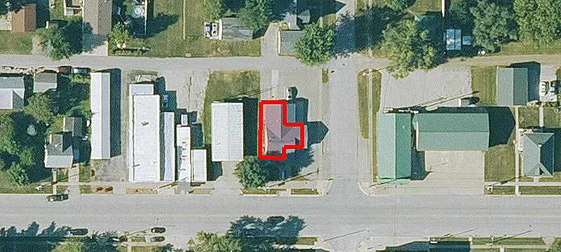 101 Main St