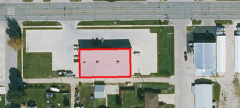 1326 Main St