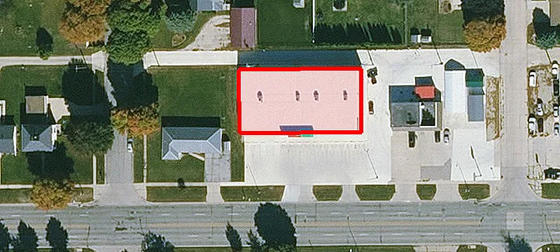 1215 Main St