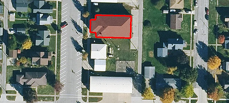 418 Main St