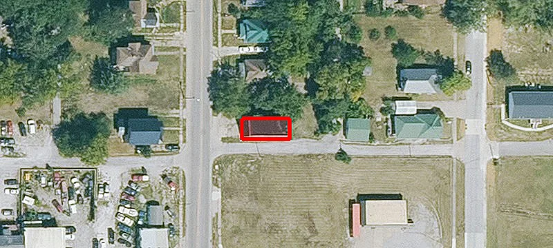160 Iowa Ave