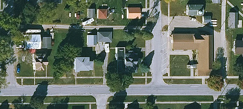 100 Lee St