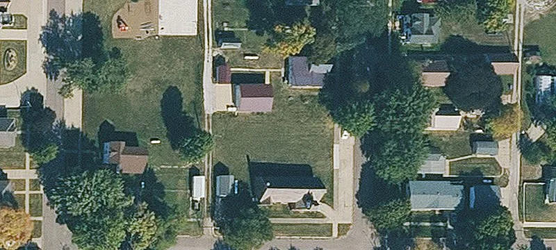 Cedar Ave