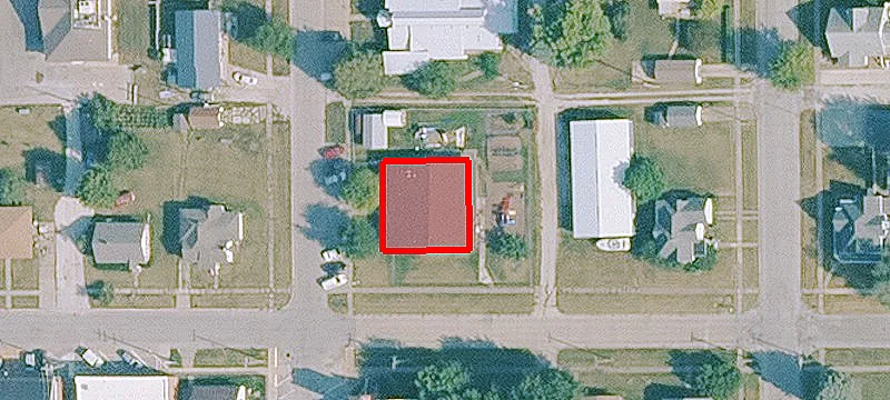 100 2nd St
