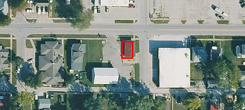 110 Oak St
