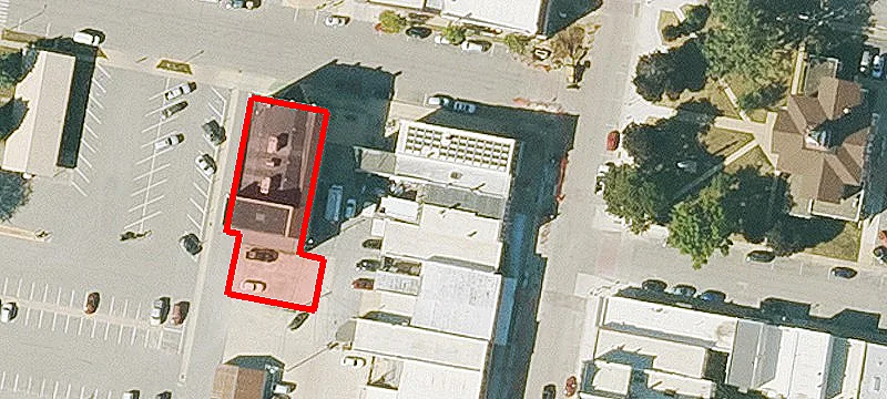 130 Elm St