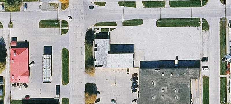 216 Commercial Ave