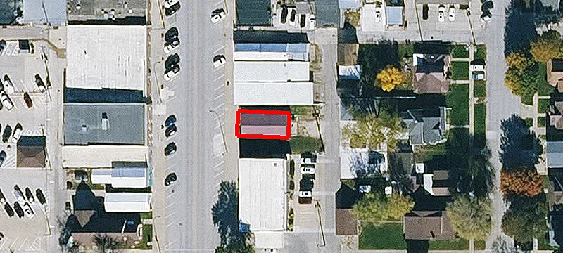 211 Main St