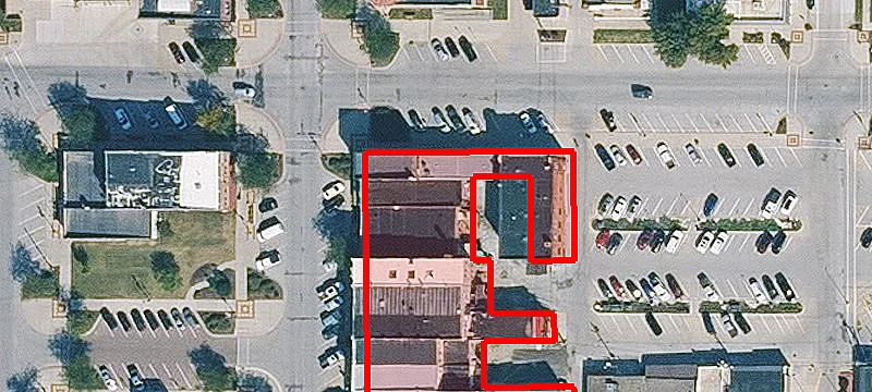 44 Main St