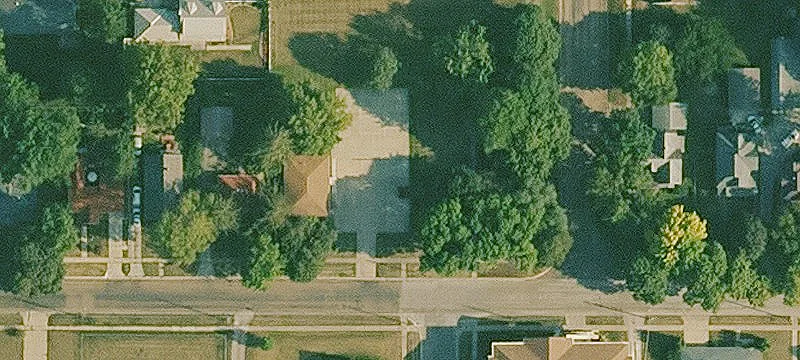 411 College Ave