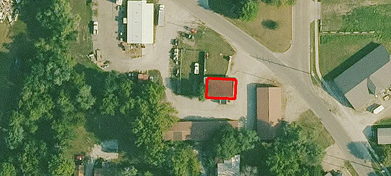 130 Pella Ave