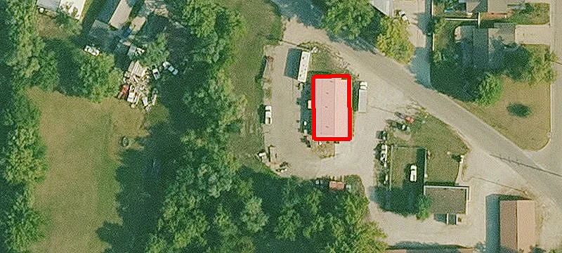 132 Pella Ave