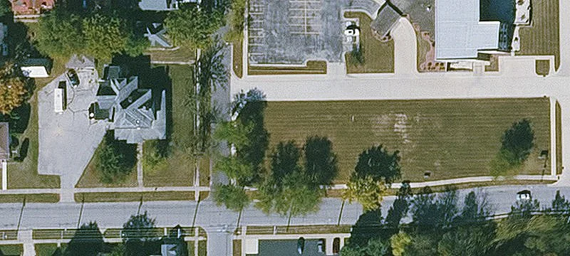 622nd Lemon Ave