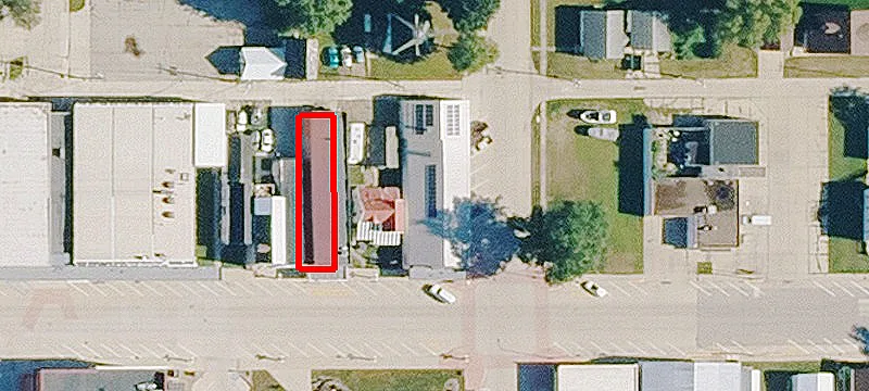 443 Main St