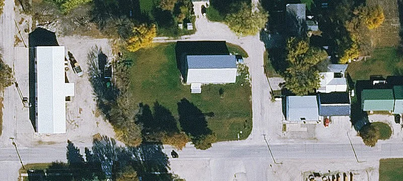 402 3rd Ave