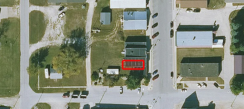 207 Isabella St