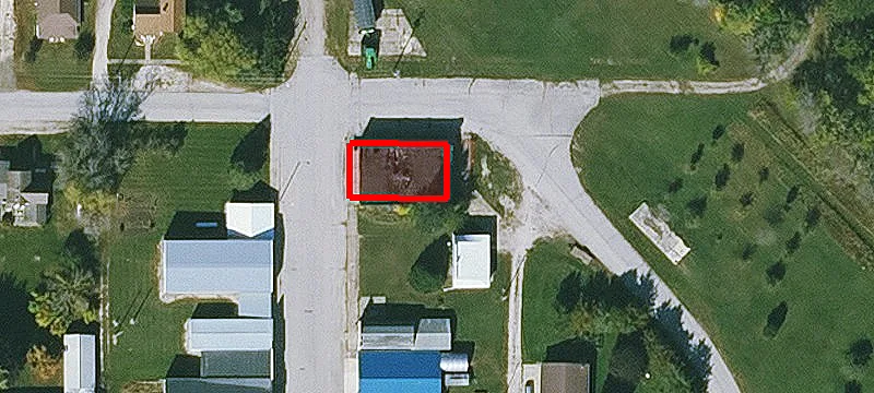 1011 Main St