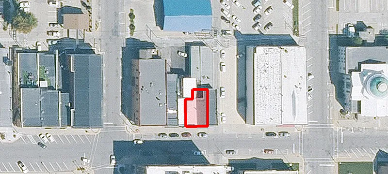 110 2nd E Ave