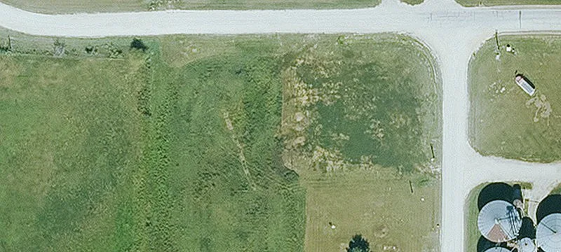 Bloomfield, IA 52537