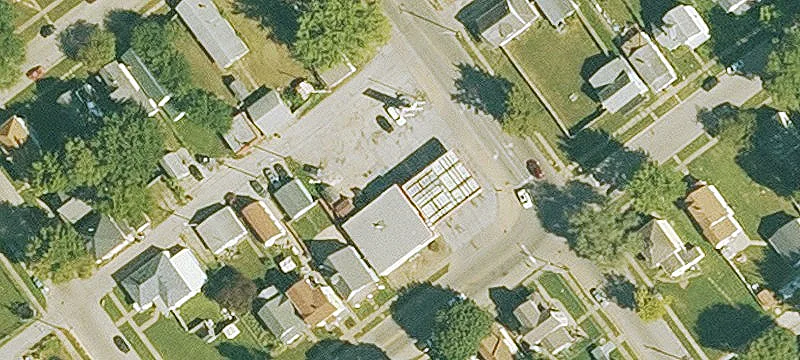 802 Cypress St