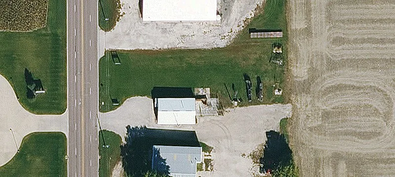 320 Main St