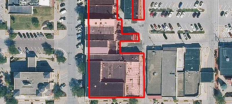 24 Main St