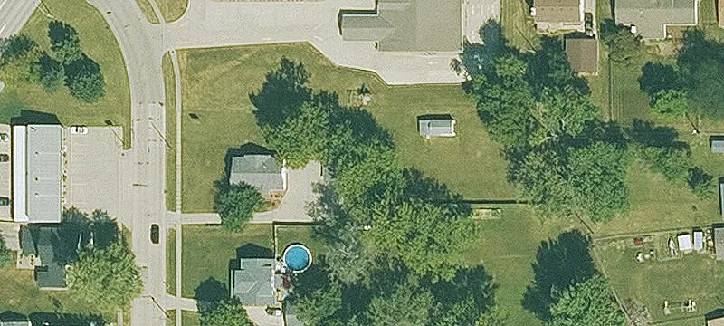 1016 Main St